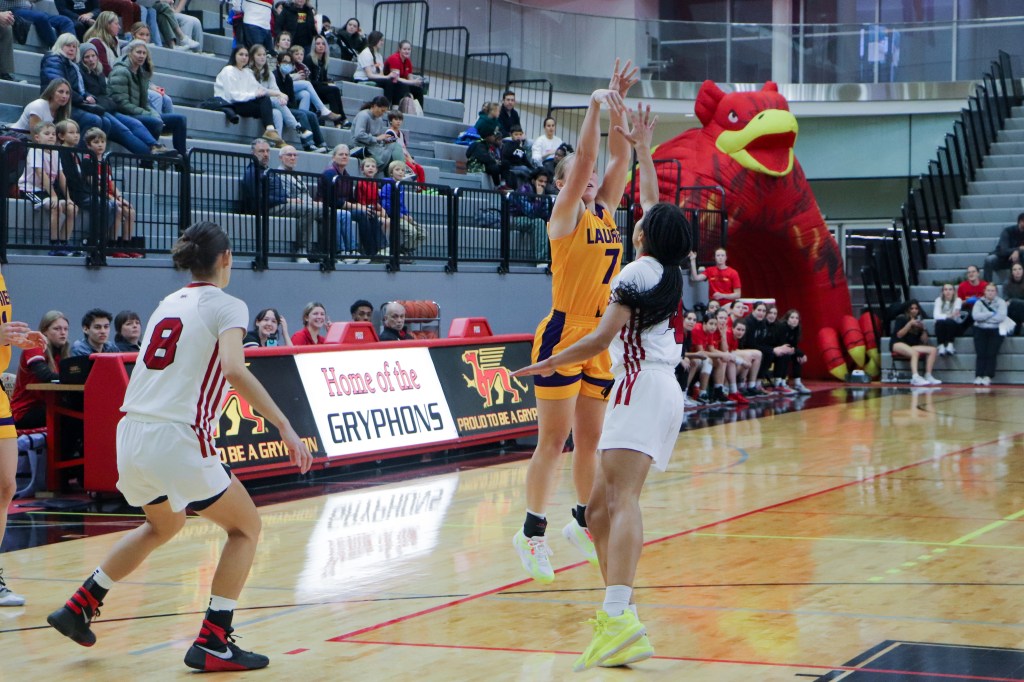 Division rubber match set between Gryphons and Golden Hawks